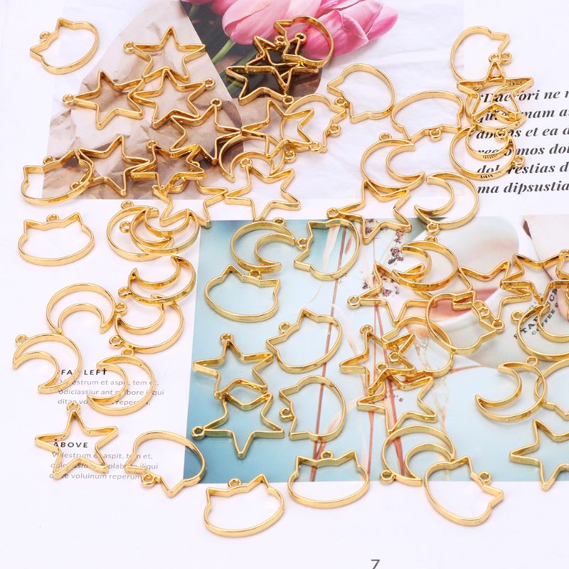 Bezels Pendant Resin - 90 Pieces Mini Geometric Frame Pendant