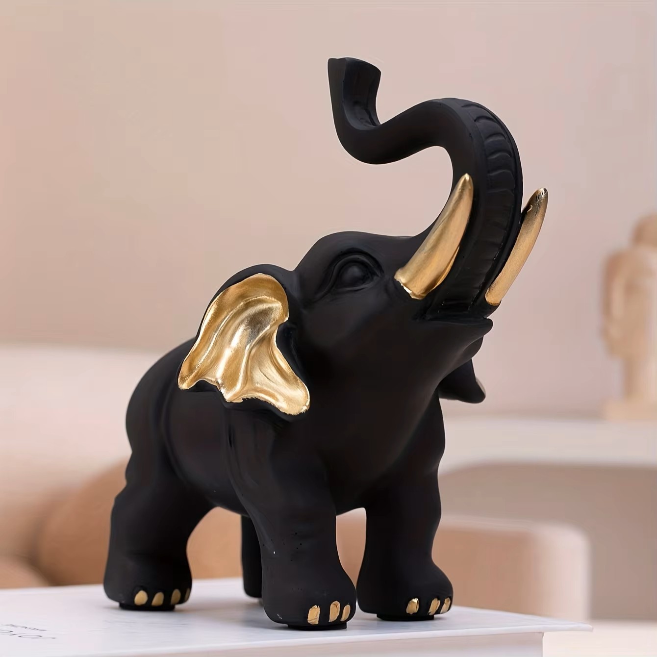 1 Piece of Black Gold Lucky El - Resin Art Decoration Items 评论和价格