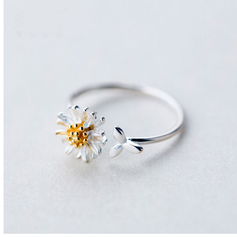 2021 New Spring White Enamel D - Resin Art Ring 评论和价格